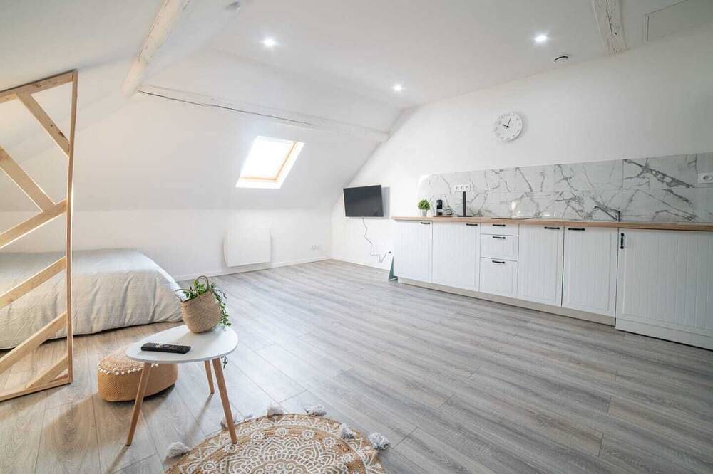 Entire apartment, Pearl 3 in Trith-Saint-Léger, Valenciennes region