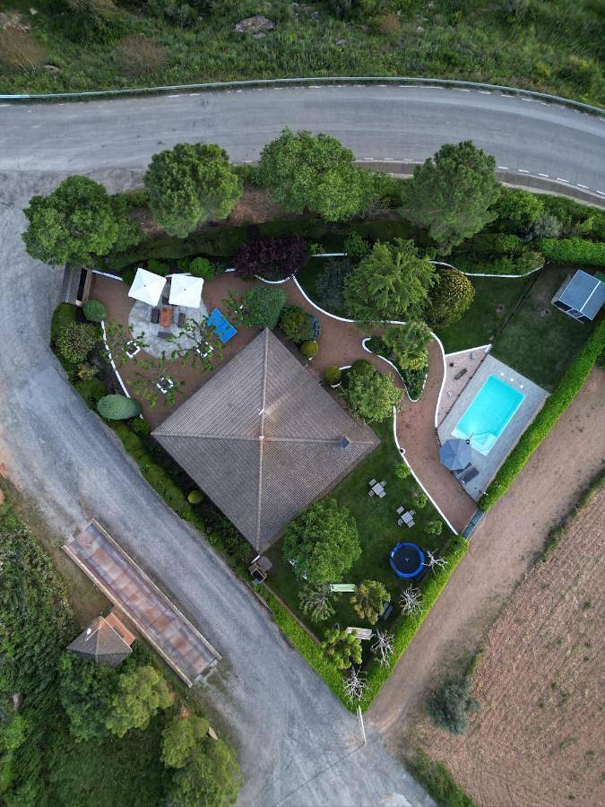 Casa rural para 7 personas, con vistas además de piscina y jardín, Se admiten mascotas en Noguera - 4