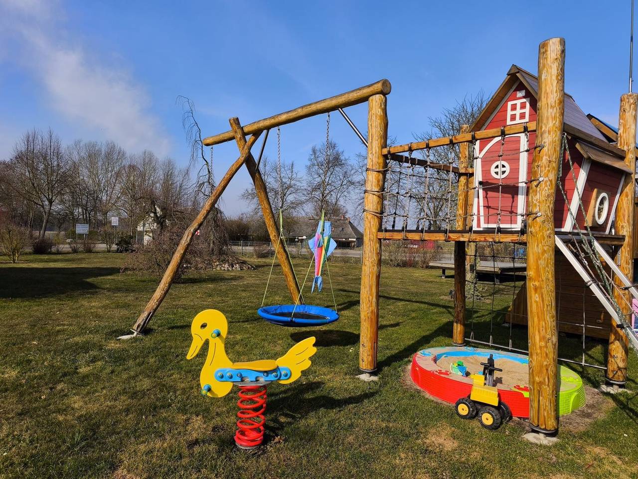 Ganze Ferienwohnung, Ferienwohnung im Ferienhaus in Laschendorf - 60 qm Maisonette-Wohnung bis max. 3 Personen in Malchow, Fleesensee