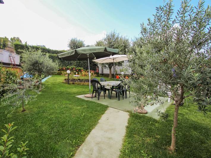 Ferienwohnung für 5 Personen, mit Terrasse und Garten in Peschiera del Garda - 4