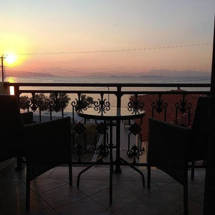 Gîte pour 2 personnes, avec terrasse dans Agistri - 3