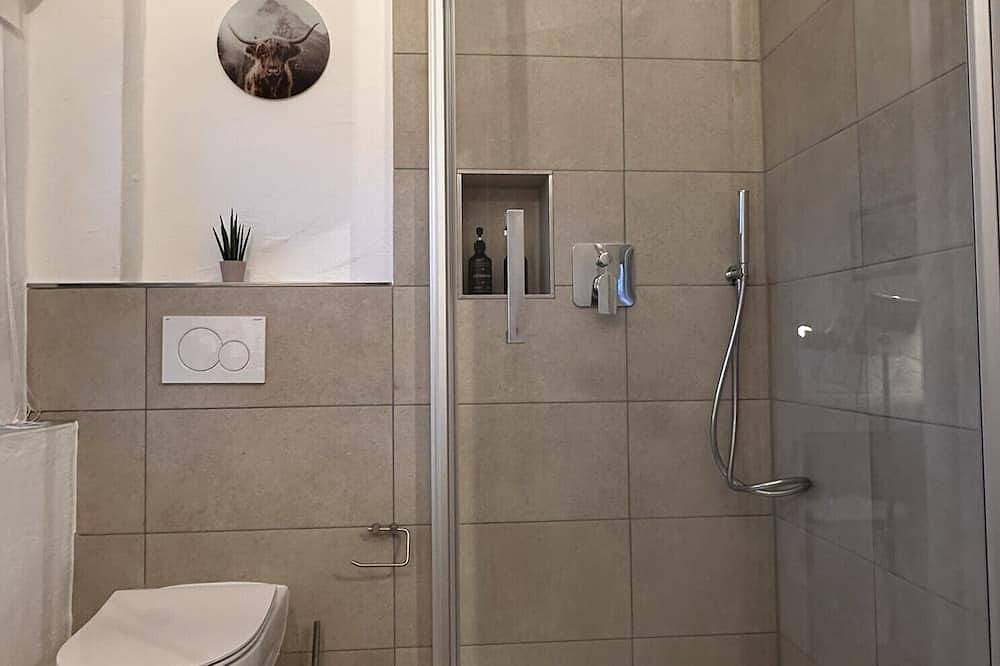 Ganze Wohnung, Ferienwohnung Kathi 32qm mit Balkon in Schechen, Landkreis Rosenheim