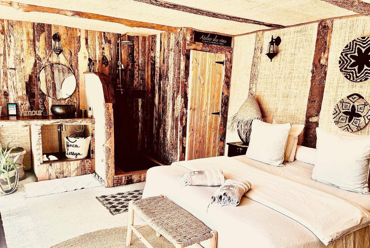 Tent in Mauguio, Côte méditerranéenne (France)