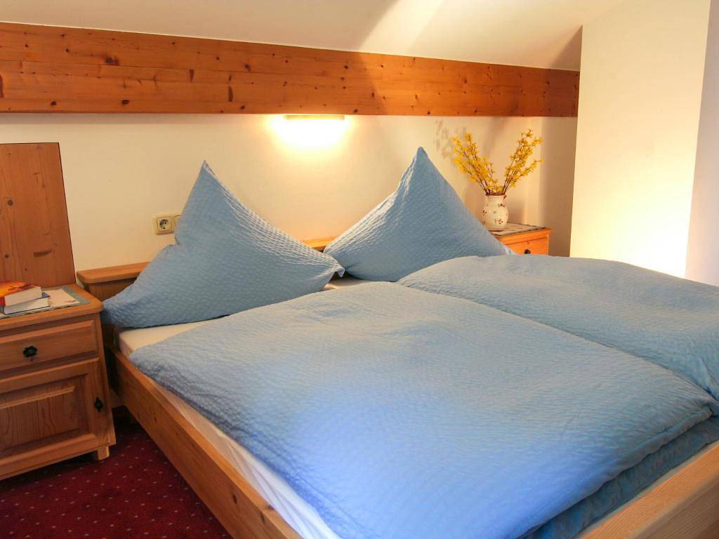 Ganze Ferienwohnung, Haus am Reschenberg Ferienwohnungen - Ferienwohnung Königssee, 1-2 Personen, 28 qm, Balkon, Wohn-Schlafzimmer,Mansarde in Ramsau bei Berchtesgaden, Berchtesgadener Alpen