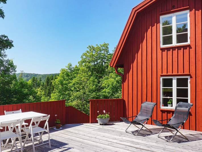 Feriehus for 4 personer, med terrasse i Bohuslän