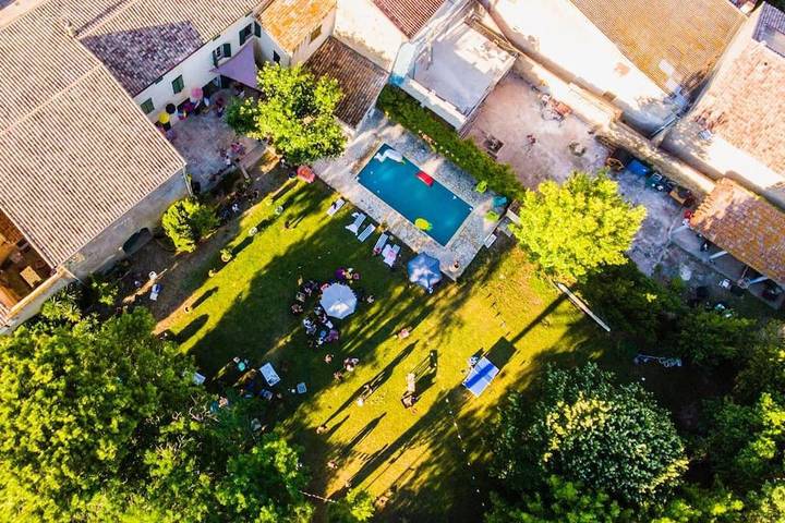 Chalet para 13 personas, con piscina y jardín, Se admiten mascotas - 1