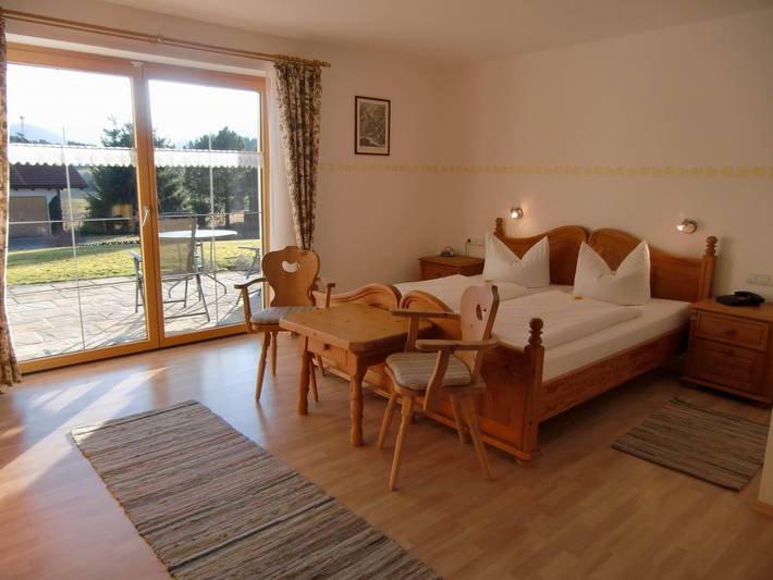 Ganze Ferienwohnung, Ferienwohnung Bergruah - Ferienwohnung in Bad Bayersoien, Romantische Straße