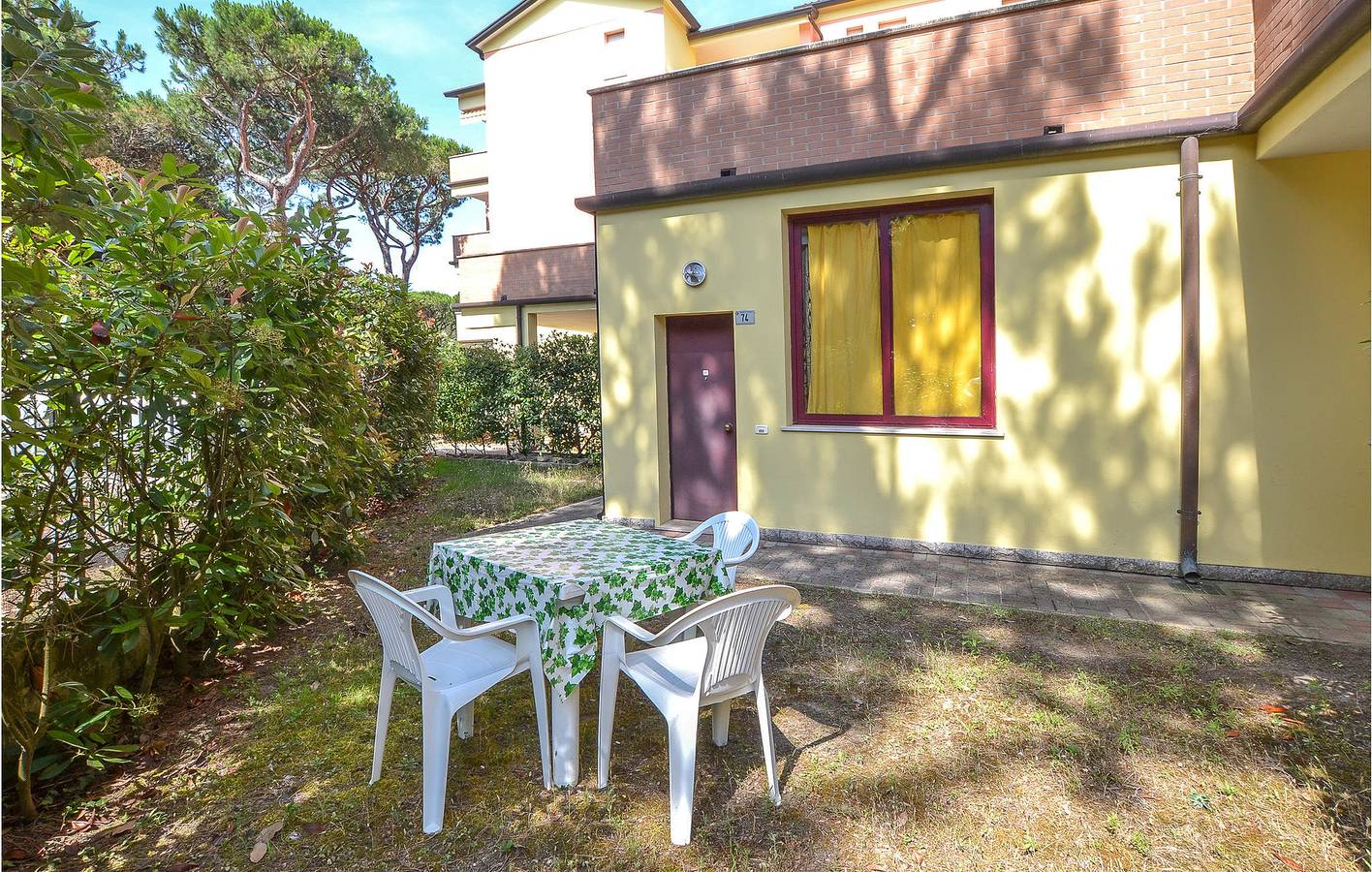 Ganze Ferienwohnung, Apartment am Pool mit WiFi, Parkplatz und AC - 2 km vom Strand entfernt in Rosolina, Rovigo Provinz