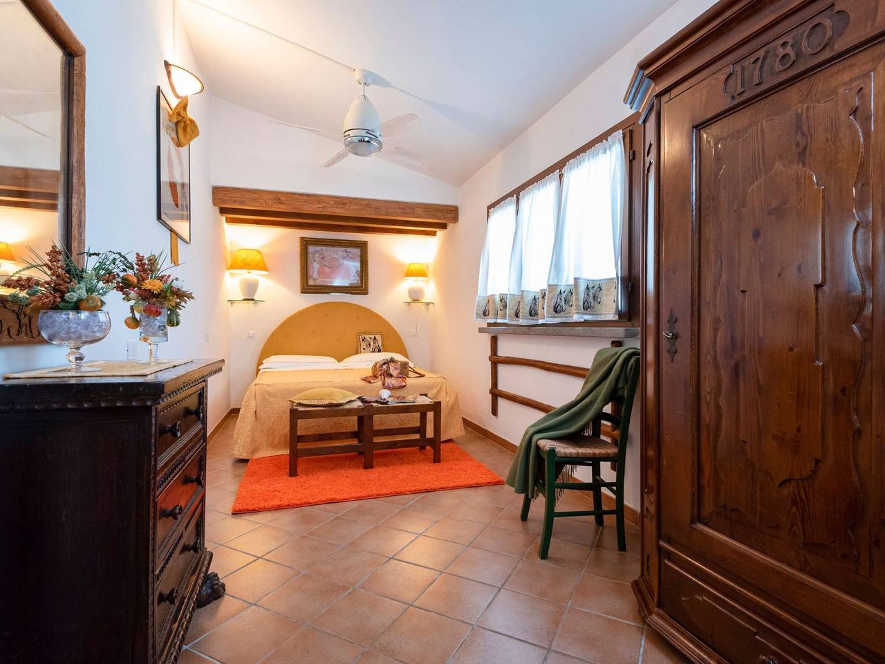 Appartamento intero, Zweizimmerwohnung für 3 Personen in einem Bauernhaus mit Schwimmbad in Castiglione della Pescaia, Provincia di Grosseto