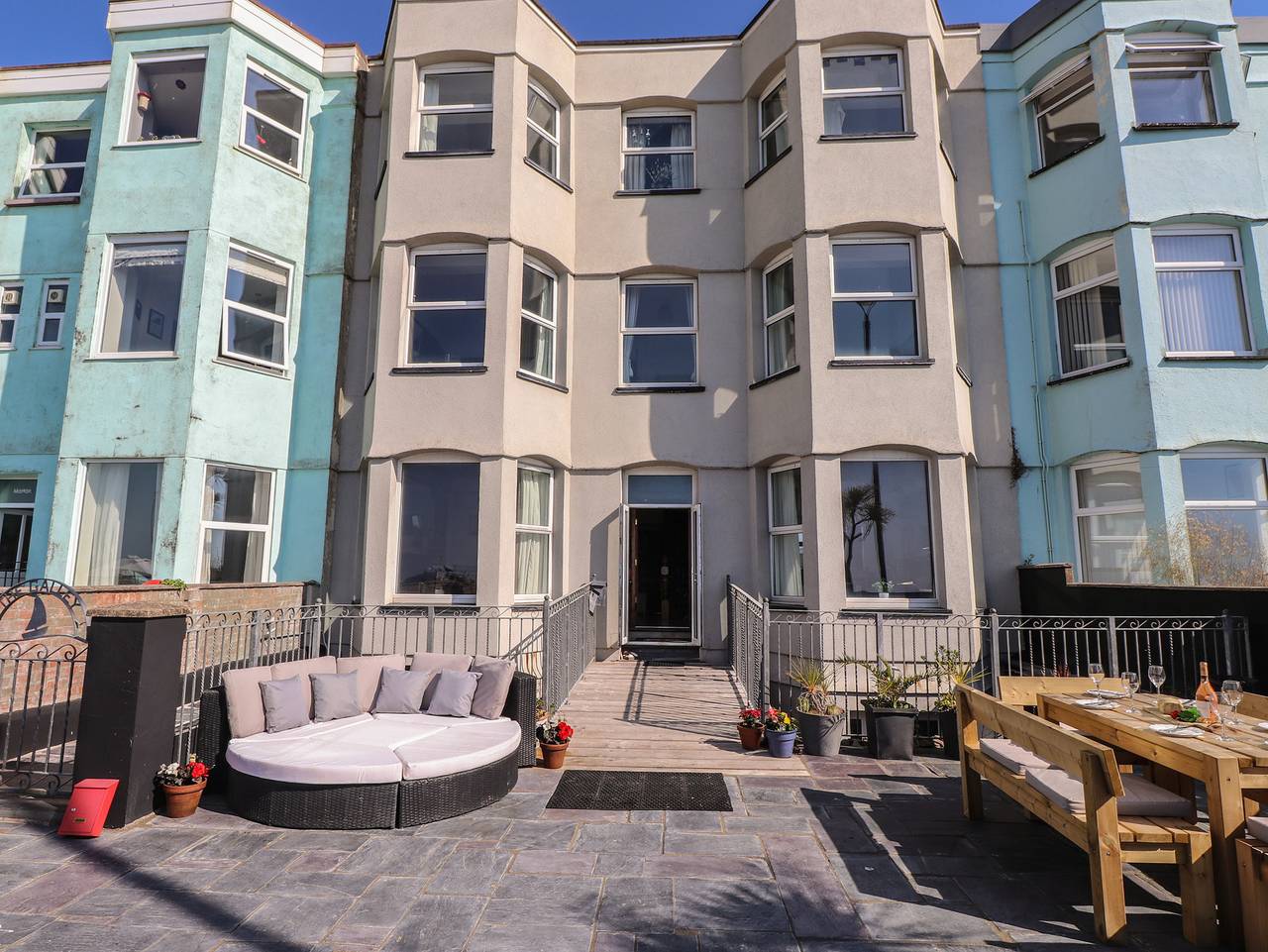 Wavecrest in Pwllheli, Gwynedd