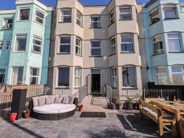 Cottage for 8 people in Pwllheli