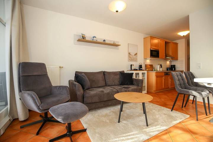 Ferienwohnung für 4 Personen, mit Balkon in Kühlungsborn - 2