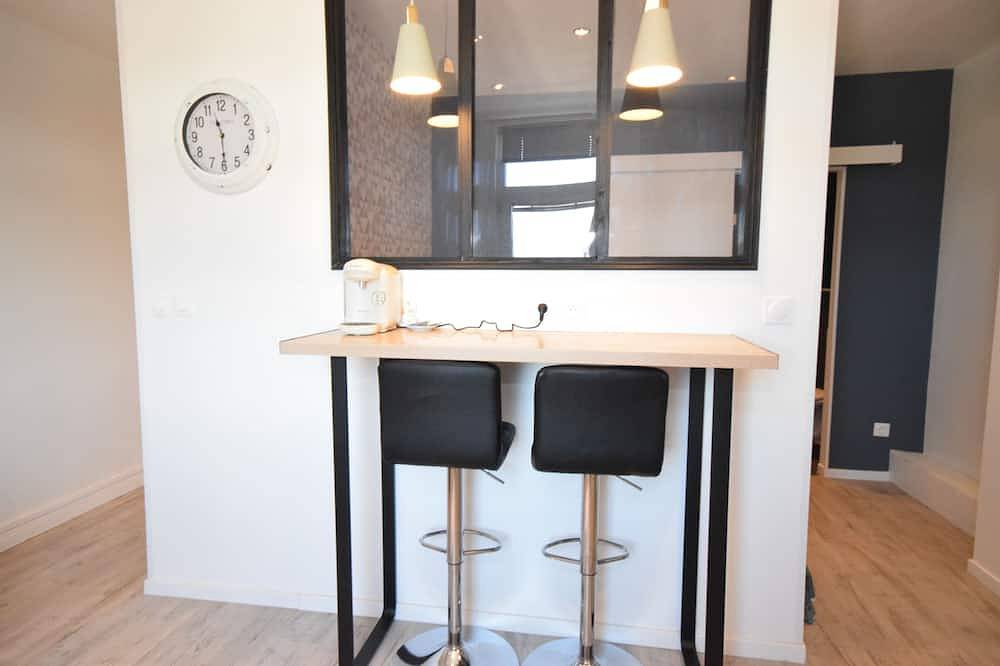 Apartamento entero, Fashion Appart Hyper Centre Tram Wifi Promo in Valenciennes, Región de Valenciennes