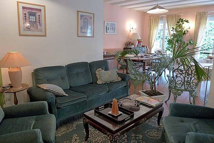 Chambre d’hôte pour 2 personnes, avec Balcon ainsi que Terrasse et Jardin