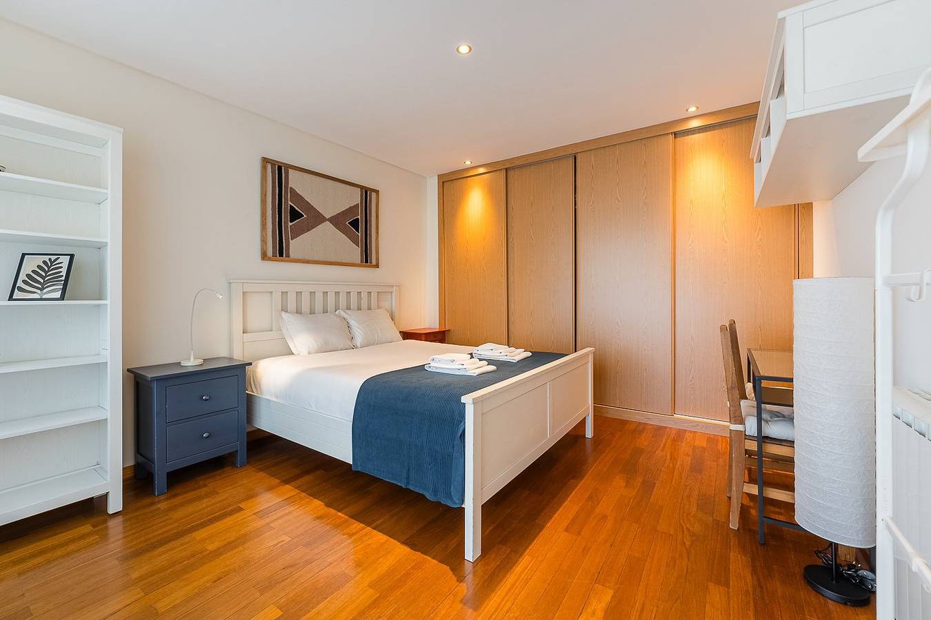 Entire apartment, Guestready - Modern haven with a balcony in Porto, Porto District