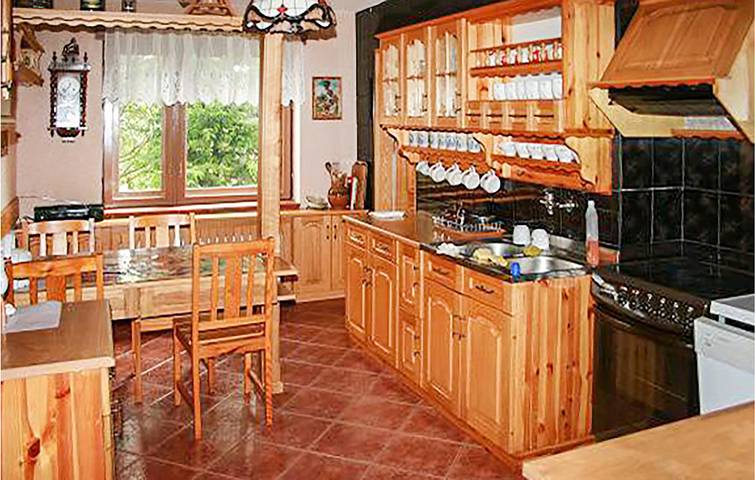 Ferienhaus für 10 Personen mit Terrasse in Seenplatte von Ilawa