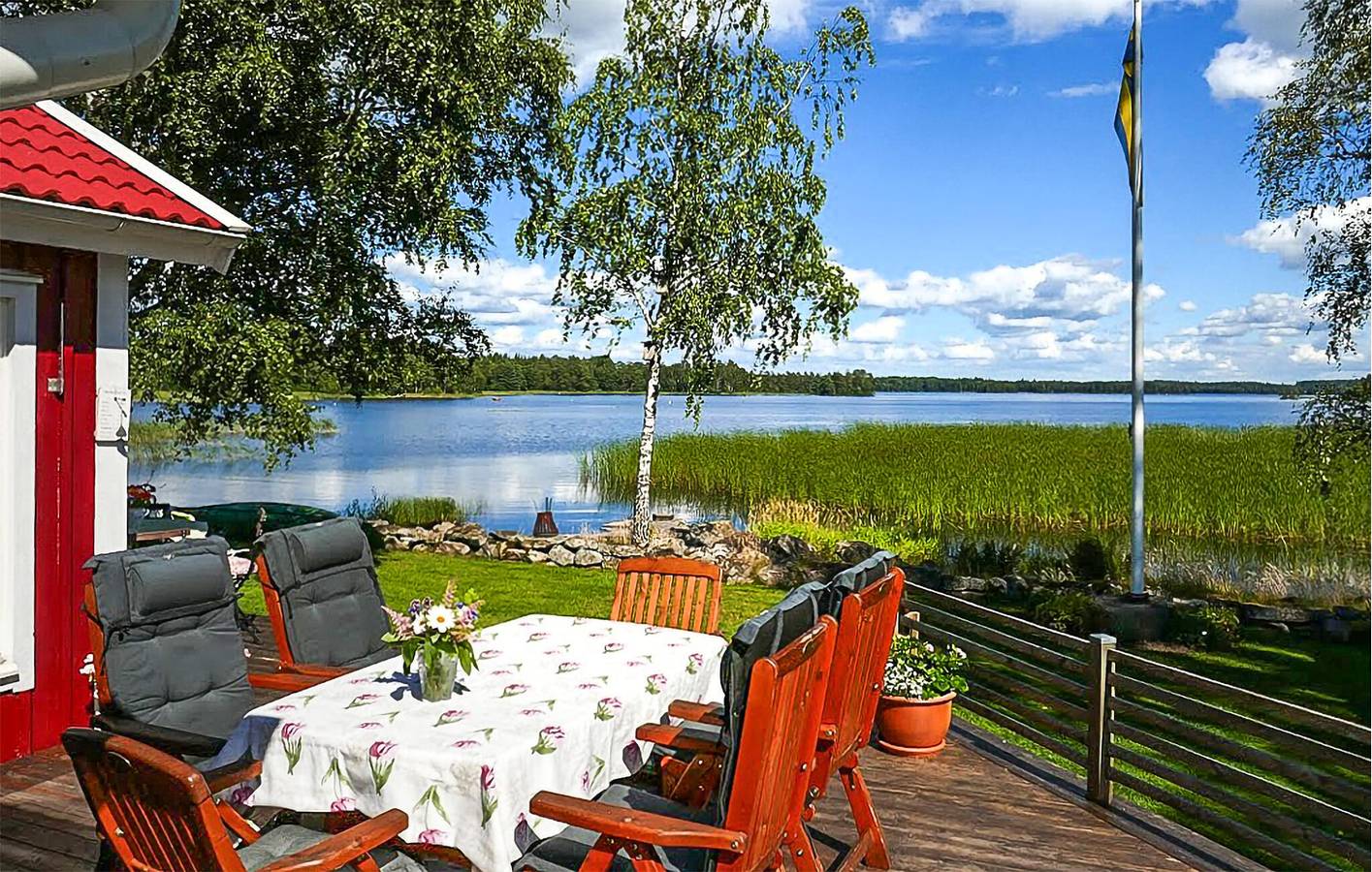 Ferienhaus für 6 Personen mit Terrasse in Jönköpings län