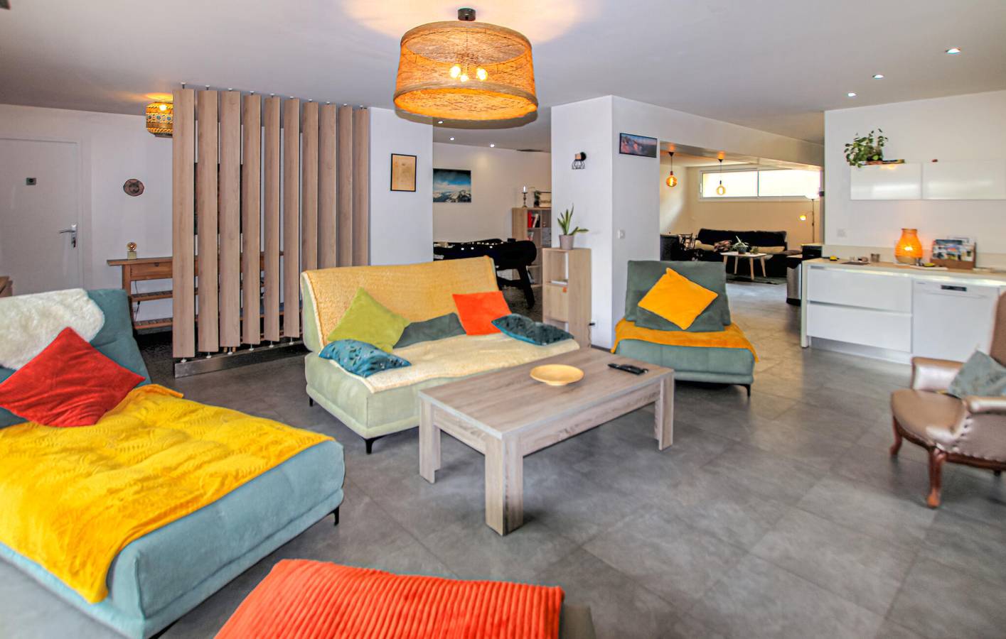 Encantador apartamento cerca del río L'Eyrieux, con wifi y aparcamiento in Saint-Fortunat-sur-Eyrieux, Privas