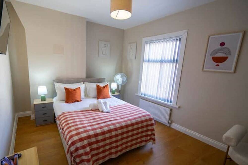 Entire House-Merseyside-Liverpool in Merseyside