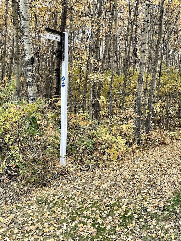 Welcome to On the Rocks (Big Rock)Hot tub in Alberta