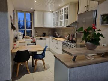 Location de vacances pour 14 personnes, avec jardin et vue, adapté aux familles à Saulieu