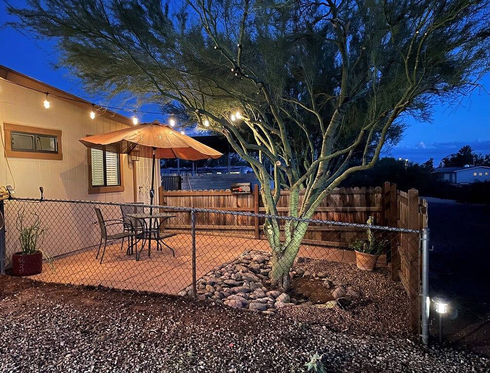 Comfortable Home Away from Home - Oro Valley Guest House in Casas Adobes, Pima County