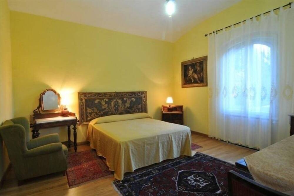 Villa toscane, à Florence, piscine, peut accueillir jusqu'à 14, wifi, parking in Gavinana Galluzzo, Florence