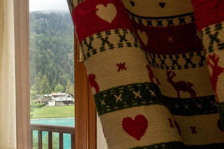 Hôtel pour 3 personnes, avec sauna ainsi que jacuzzi et jardin dans Brusson - 4