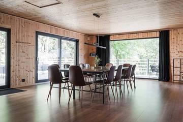 Villa für 18 Personen, mit Balkon und Sauna sowie Garten, mit Haustier in Schweden