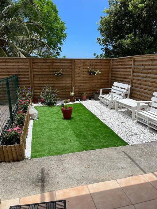 Gîte pour 4 personnes, avec jardin dans Plage du Rocroy - 2