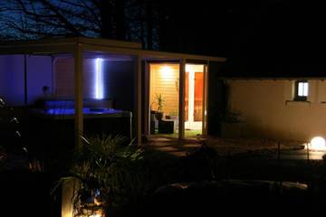 Gîte pour 8 personnes, avec sauna ainsi que jardin et vue, animaux acceptés à Chémery