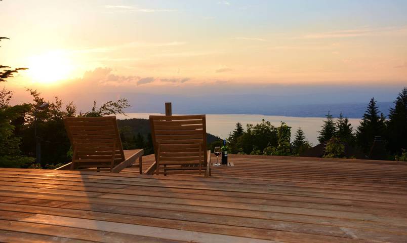 Gîte pour 8 personnes, avec vue et jardin à Thollon-les-Mémises - 3