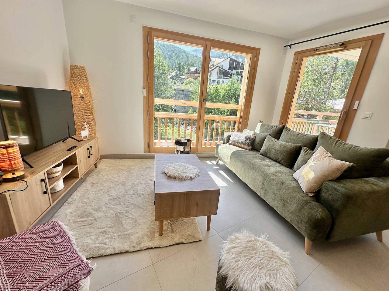 Geheel appartement, Vakantieappartement voor 7 personen met balkon in Vars, Briançon en omgeving