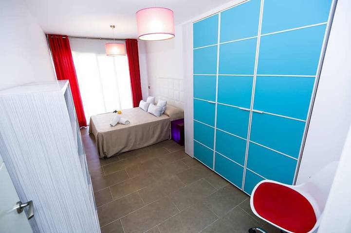 Villa con Wifi Ascensor Para Personas Minusvalidas y Piscina in Salou, Costa Dorada