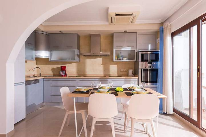 Holiday apartment for 7 people, with balcony - 1