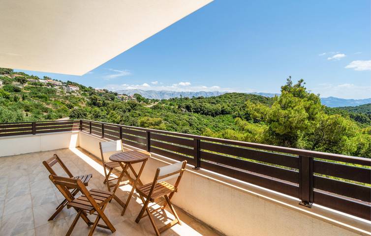 Ferienhaus für 10 Personen, mit Terrasse und Pool, mit Haustier auf Brac - 2