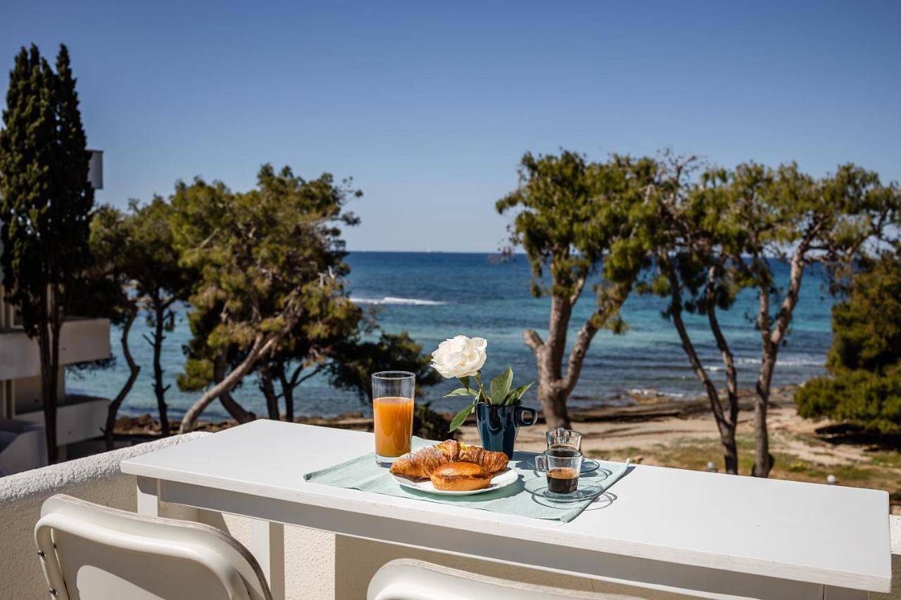 Three-Bedroom House in Rivabella di Gallipoli, Rivabella