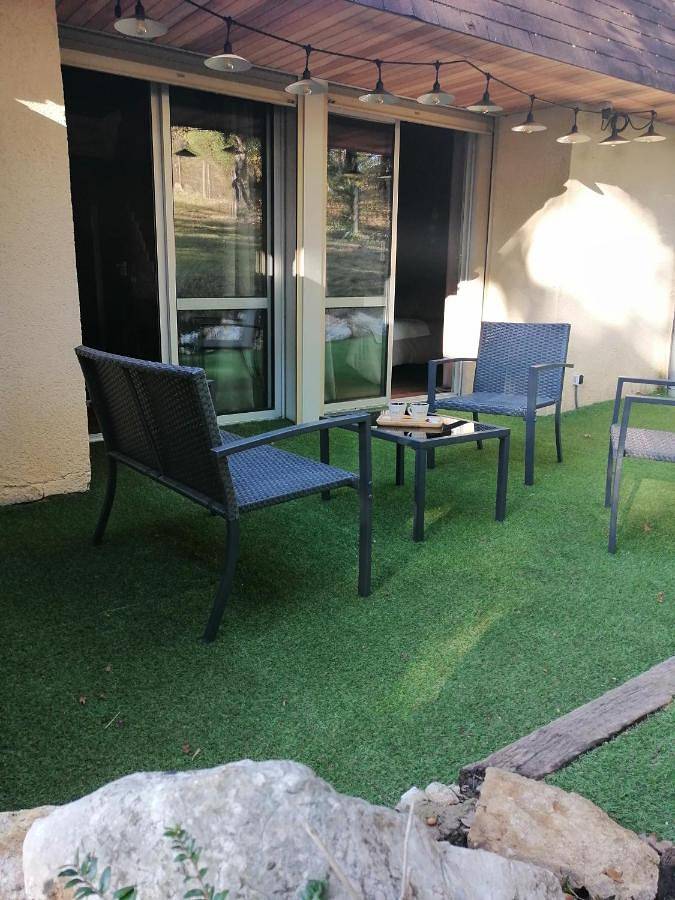 Double Room with Mountain View in Lachapelle-Auzac, Lot