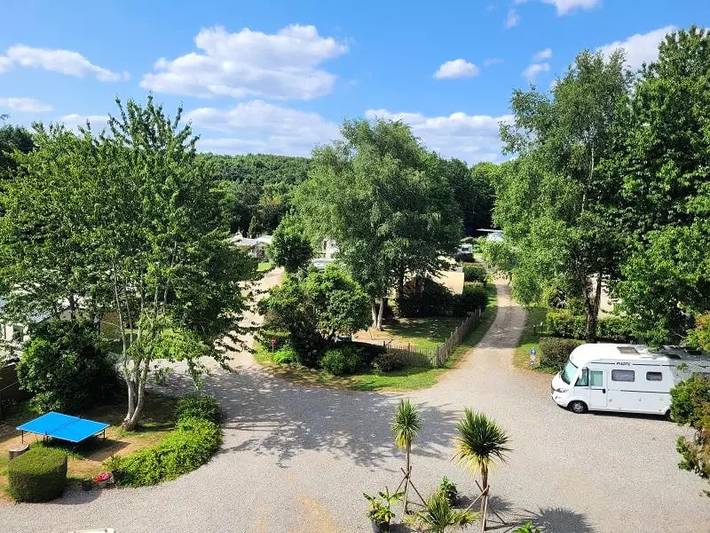 Mobil home pour 2 personnes, avec Terrasse à Guillac