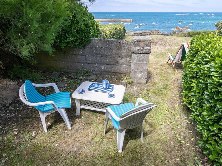 Location de vacances pour 2 personnes, avec jardin dans Plage de Kerfissien - 3