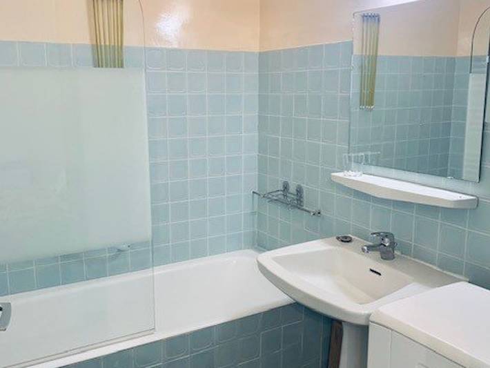 Ganzes Studio, Studio cosy avec parking, wifi, animaux acceptés, près des cures et du centre, 2 couchages, Amélie-les-Bains in Amélie-les-Bains-Palalda, Céret und Umgebung