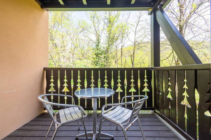Ganze Wohnung, Ferienwohnung für 2 Personen mit Pool in Ax-les-Thermes, Französische Pyrenäen