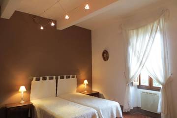 Maison De Vacances pour 11 Personnes dans Lauris, Parc naturel régional du Luberon, Photo 2