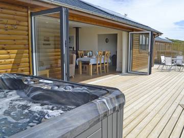 Holiday Rental for 4 People in Powys, Mid-Wales, Photo 1