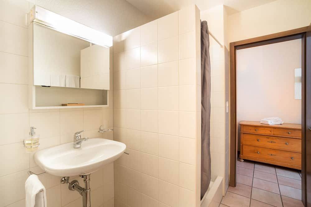 Ganze Wohnung, Little Gemsstock Apartment, small oasis 200 meters from the slopes in Andermatt, Skiarena Andermatt-Sedrun