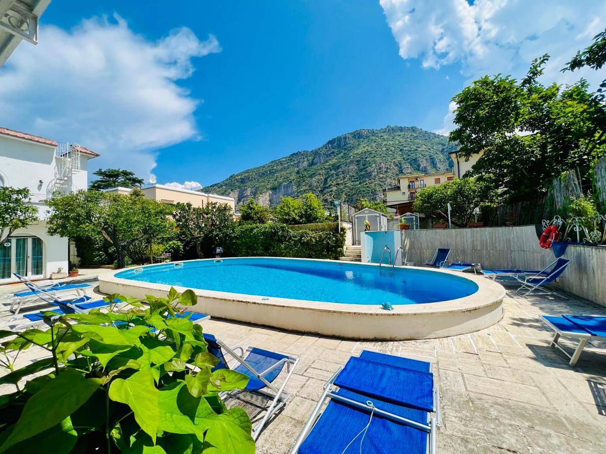 Ganze Wohnung, Yourhome - Villa Sorrento in Meta, Sorrento Coast