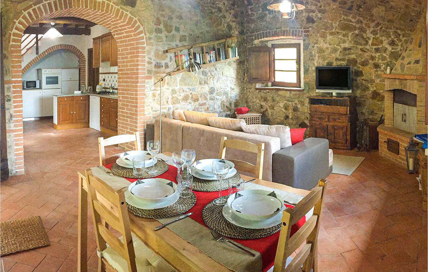 Appartement au bord de la piscine avec climatisation et parking in Pomarance, Riserva Naturale di Monterufoli