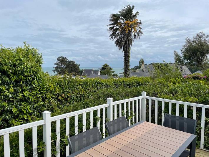 Location de vacances pour 4 personnes, avec vue et jardin ainsi que piscine et bassin pour enfant, animaux acceptés dans Pointe du Grouin - 3