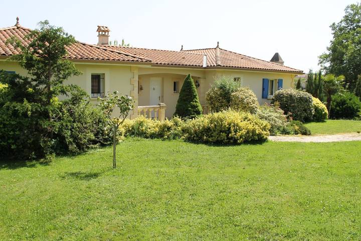 Gîte pour 4 personnes, avec terrasse et jardin, animaux acceptés dans Périgord Vert - 2