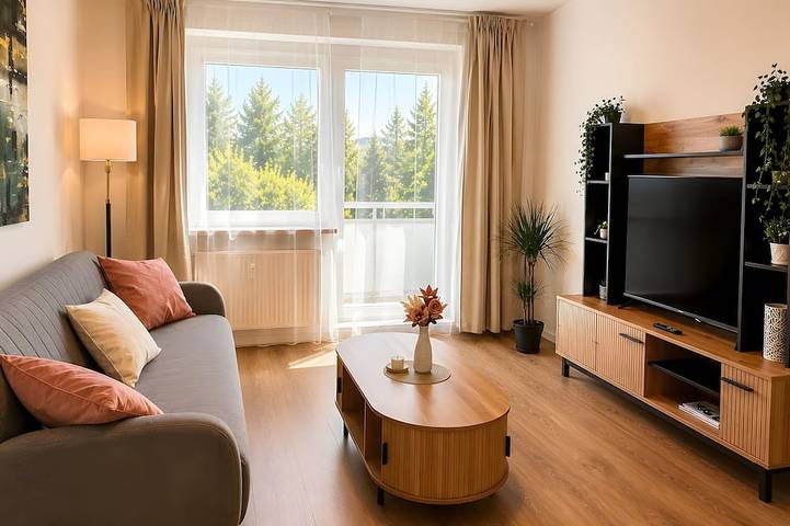 Ferienwohnung für 5 Personen, mit Balkon in Jena